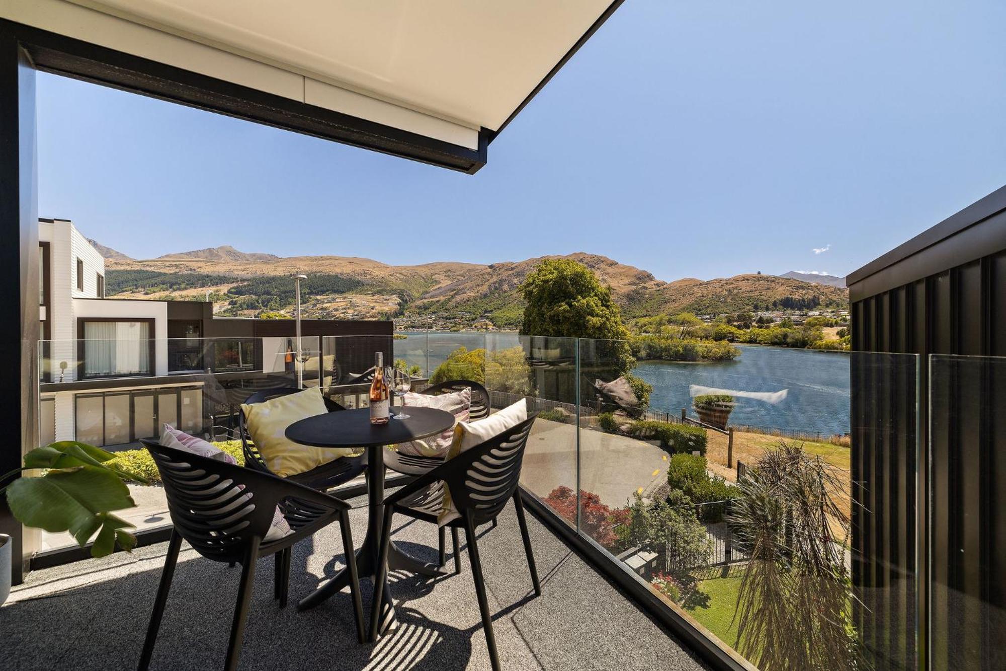 קווינסטאון Homestead Retreat - 2 Bedroom - Lake View מראה חיצוני תמונה